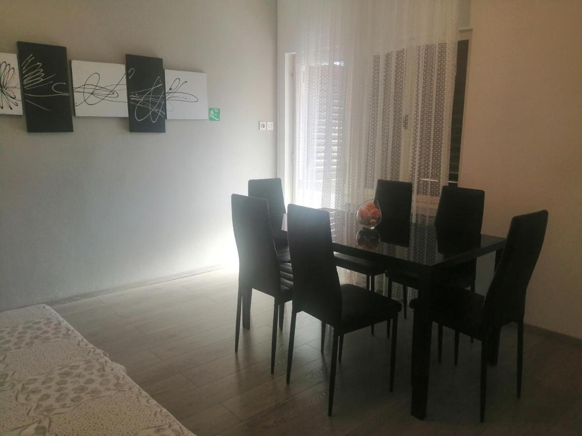 Apartment Vera, 80 M From The Sea Novigrad Istria 외부 사진